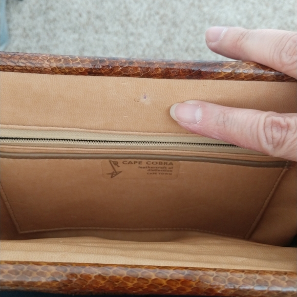 Cape Cobra Genuine Snake Leather Purse - Picture 7 of 8